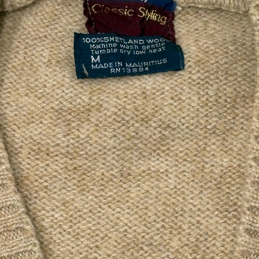 JCPenney Beige V-Neck Men's Sweater Vest - Picture 3 of 7